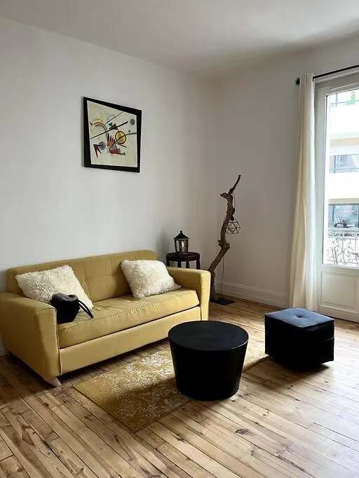 Apartment Cocon Romantique A Vichy France